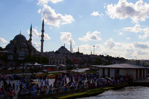 Παλιά Ιστορικά Κτίρια Στην Κωνσταντινούπολη Marmara Sea — Φωτογραφία Αρχείου