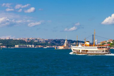 İstanbul Marmara Denizi 'ndeki eski tarihi binalar