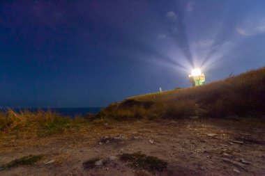 Karaburun deniz feneri ve limanı. / İstanbul