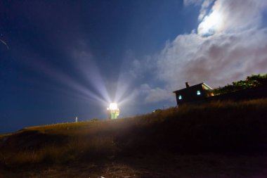 Karaburun deniz feneri ve limanı. / İstanbul