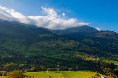 Artvin ilinin Savsat ilçesinde güzel bir yaz manzarası
