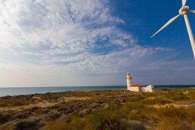 Polente Deniz Feneri Bozcaada 'nın en batı ucunda yer almaktadır. 