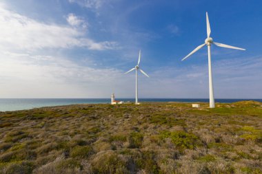 Polente Deniz Feneri Bozcaada 'nın en batı ucunda yer almaktadır. 