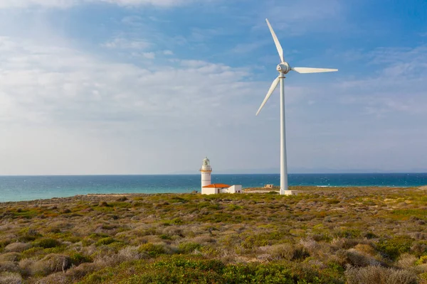 Polente Deniz Feneri Bozcaada 'nın en batı ucunda yer almaktadır. 