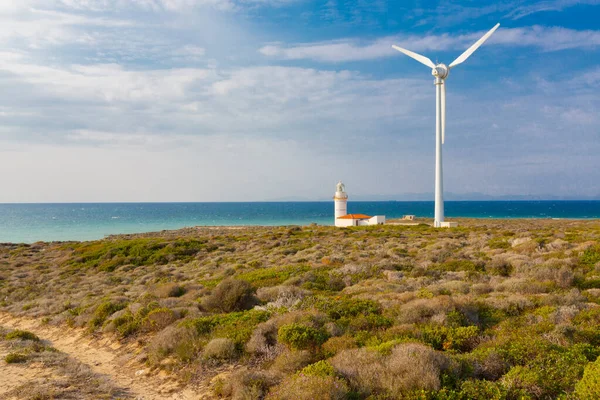 Polente Deniz Feneri Bozcaada 'nın en batı ucunda yer almaktadır. 