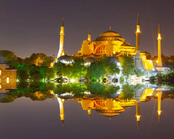 Blue Mosque Hagia Sophia Mosque Reflection — Stock Photo, Image