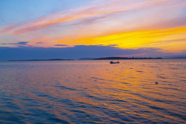 Eber Gölü, Afyon, Türkiye 'nin en büyük 11. gölüdür ancak su kaynaklarının kesilmesiyle kurumaya başlamıştır..