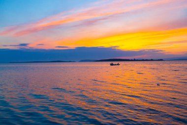 Eber Gölü, Afyon, Türkiye 'nin en büyük 11. gölüdür ancak su kaynaklarının kesilmesiyle kurumaya başlamıştır..