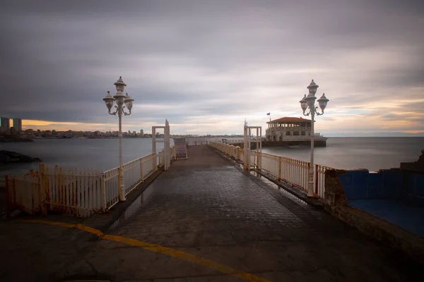 Wenn Man Von Der Seebrücke Kadky Aus Auf Der Küstenstraße — Stockfoto