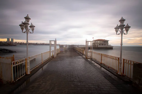 Wenn Man Von Der Seebrücke Kadky Aus Auf Der Küstenstraße — Stockfoto