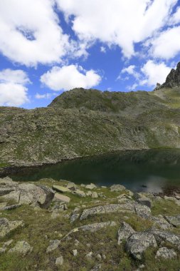 Verenik, Rize ilinin Amlhemin ilçesine bağlı bir platodur. 2600 metre yükseklikte ve 40-50 ev içeriyor..
