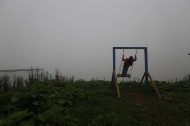 Gito Platosu, Karadeniz 'in en barışçıl faaliyetlerinden biri olarak doğayı seven herkesin hayatında en az bir kez yaşaması gereken bir yerdir..