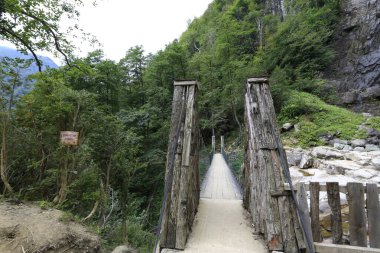 Mencuna şelalesi ve İkiz Taş köprüler / Artvin, Arhavi