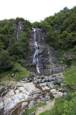Mencuna şelalesi ve İkiz Taş köprüler / Artvin, Arhavi