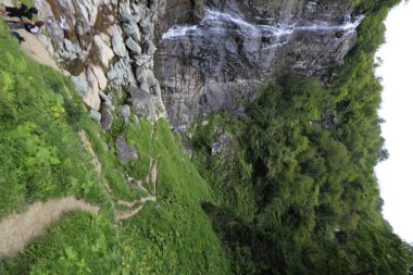 Mencuna şelalesi ve İkiz Taş köprüler / Artvin, Arhavi