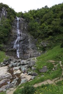 Mencuna şelalesi ve İkiz Taş köprüler / Artvin, Arhavi