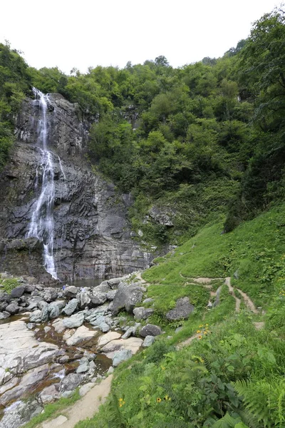 Mencuna şelalesi ve İkiz Taş köprüler / Artvin, Arhavi