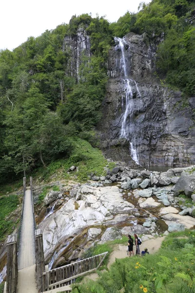 Mencuna şelalesi ve İkiz Taş köprüler / Artvin, Arhavi
