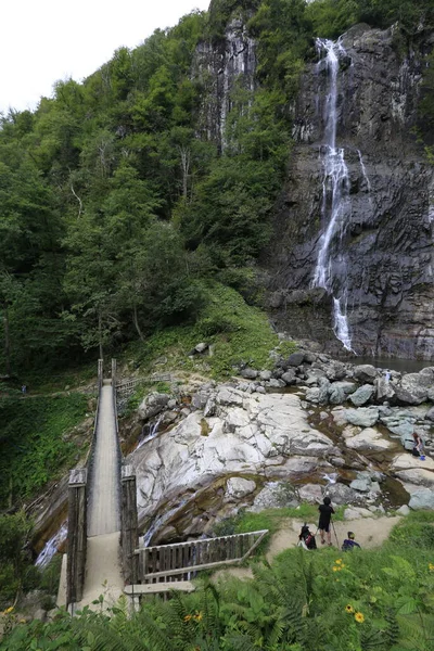 Cascada Mencuna Puentes Piedra Gemela Artvin Arhavi —  Fotos de Stock