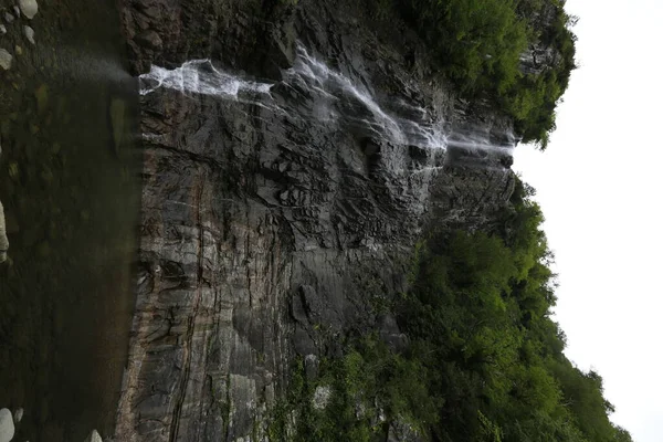 Cascada Mencuna Puentes Piedra Gemela Artvin Arhavi — Foto de Stock