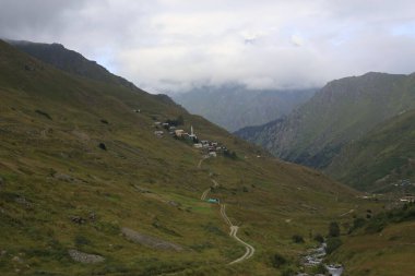 Hazindak Platosu ve Kakar Dağları