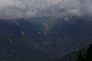 Hazindak Platosu ve Kakar Dağları