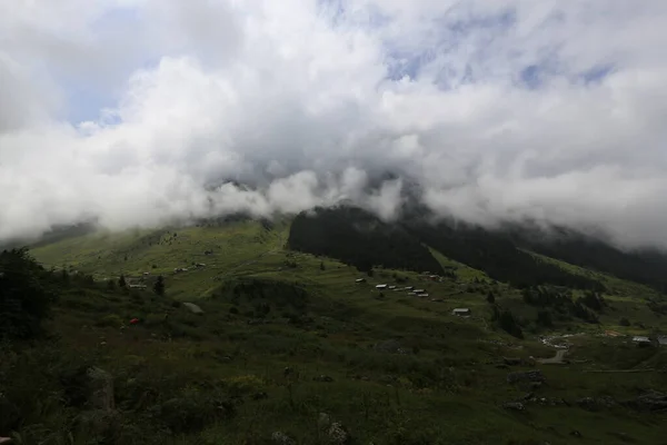 Kackar Βουνά Και Οροπέδια Που Εγκαθίστανται Στους Πρόποδες Των Βουνών — Φωτογραφία Αρχείου