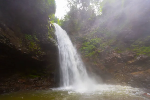 Водопад Паловит Какарский Риз — стоковое фото