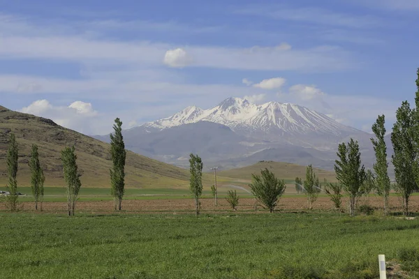 Erciyes Mountain Sopka Nacházející Střední Anatolii Sultansazl Jihozápadně Kayseri Masivní — Stock fotografie