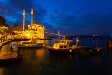 Byk Mecidiye Camii (Türkçe: 