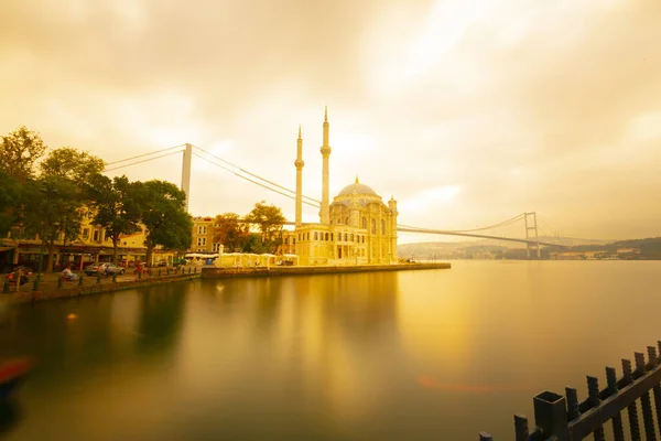 Mesquita Byk Mecidiye Mesquita Ortaky Como Conhecida Pelo Público Uma — Fotografia de Stock