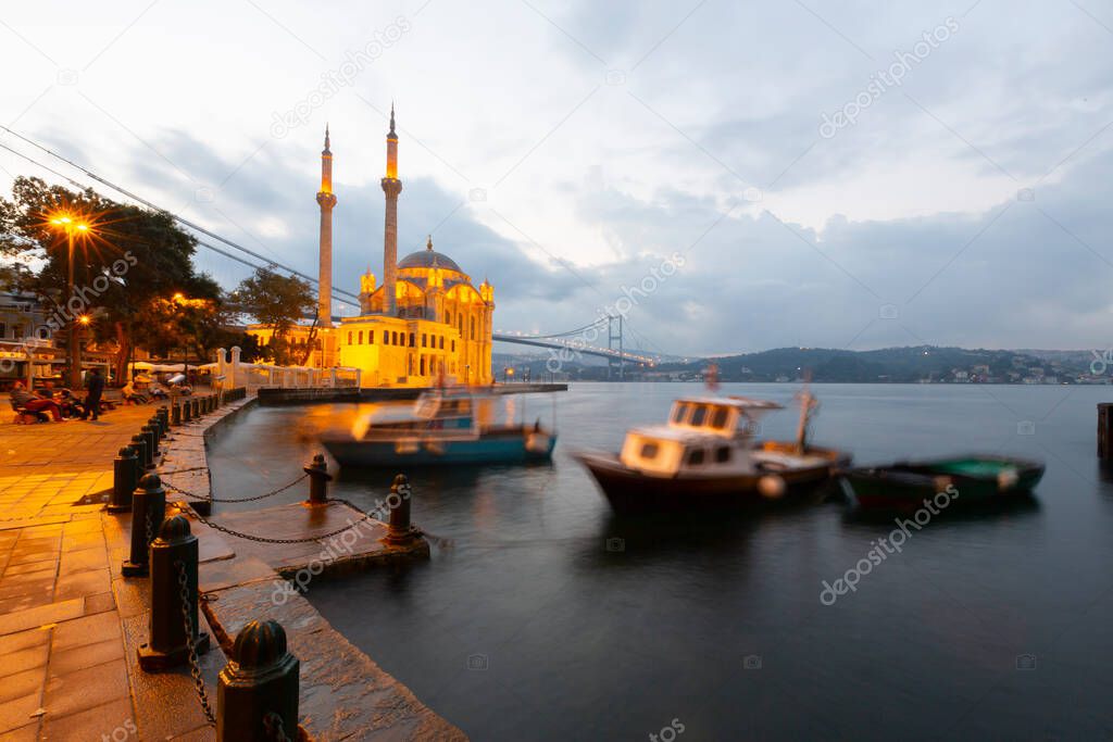 Byk Mecidiye Mosque, or Ortaky Mosque, as it is known by the public, is a Neo Baroque mosque located on the beach in Ortaky district of Beikta district in Istanbul Bosphorus.