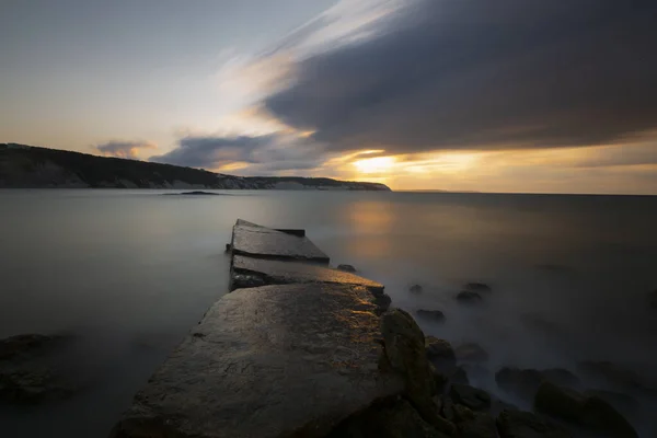 Long Exposure photo and landscape - Beach and port