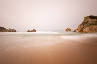Akakese, İstanbul 'un İl ilçesine bağlı bir mahalle. Köy İstanbul 'dan 60 km, İle' den 17 km uzaklıkta..