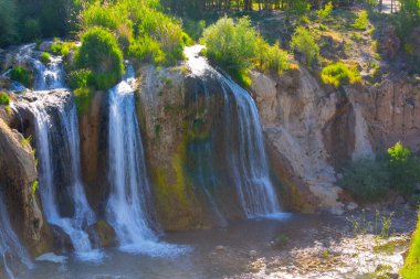 Muradiye Şelalesi, Muradiye ilçesinin Van ilindeki Bendimahi Irmağı üzerinde yer alan şelaledir..