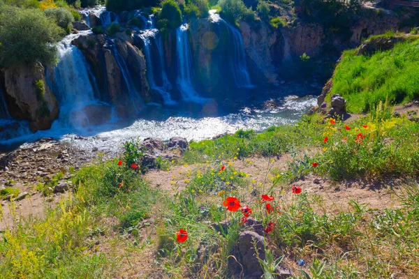 Muradiye Waterfall Est Cascade Sur Ruisseau Bendimahi Dans Province Van — Photo