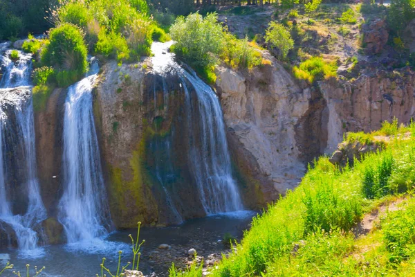 Muradiye Waterfall Est Cascade Sur Ruisseau Bendimahi Dans Province Van — Photo