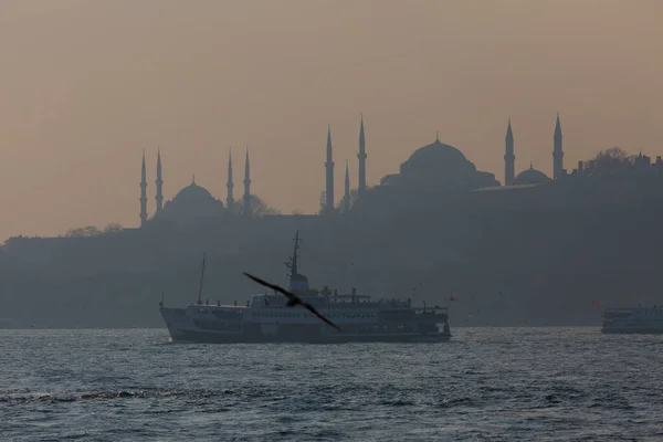 Sisli Istanbul Imágenes Ferry — Foto de Stock