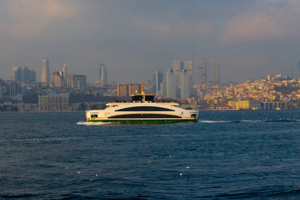 Sisli Istanbul Ferry Images — Stock Photo, Image