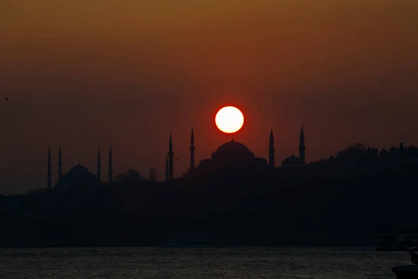 Silhouettes Coucher Soleil Mosquée Istanbul — Photo