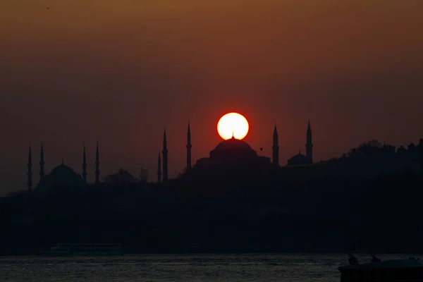 Silhouettes Coucher Soleil Mosquée Istanbul — Photo