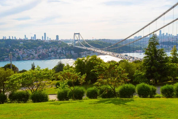 Istanbul Bosphorus Bridge Scenery Provoz Hustý — Stock fotografie