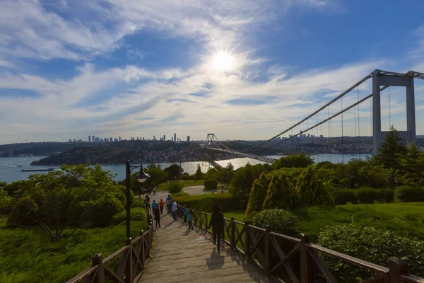 Istanbuler Bosporus Brücke Und Landschaft Viel Verkehr — Stockfoto