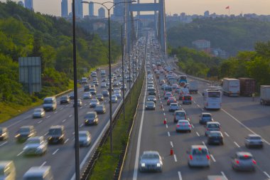 15 Temmuz Şehitler Köprüsü ve Peyzaj, trafik yoğun
