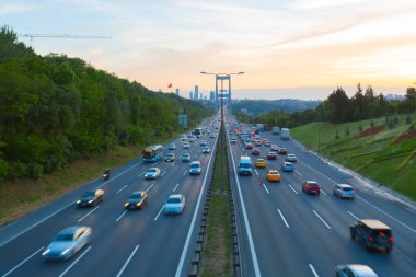 15 Temmuz Şehitler Köprüsü ve Peyzaj, trafik yoğun