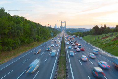 15 Temmuz Şehitler Köprüsü ve Peyzaj, trafik yoğun