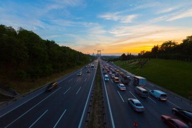 15 Temmuz Şehitler Köprüsü ve Peyzaj, trafik yoğun