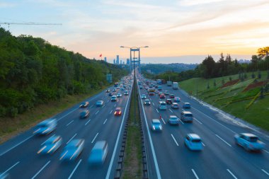 15 Temmuz Şehitler Köprüsü ve Peyzaj, trafik yoğun