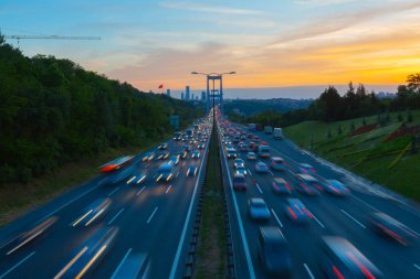 15 Temmuz Şehitler Köprüsü ve Peyzaj, trafik yoğun