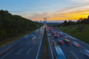 15 Temmuz Şehitler Köprüsü ve Peyzaj, trafik yoğun